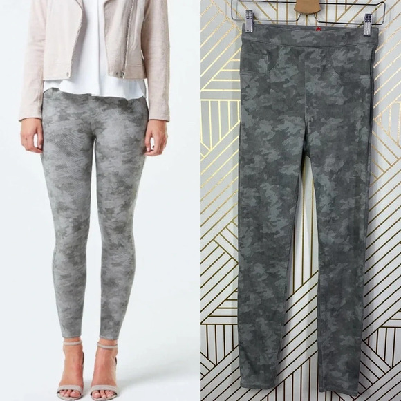 Spanx Stone Wash Camo Jean-Ish Ankle Leggings in Green Gray Size US XS - Picture 1 of 11